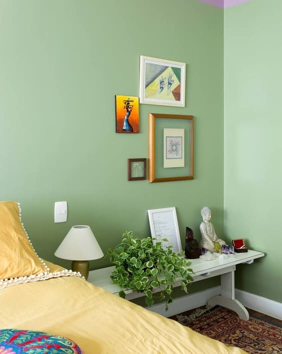 ห้องนอนโทนสีเขียว