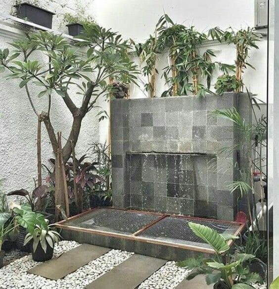 สวนเล็กๆ มุมบ้าน มีน้ำตก