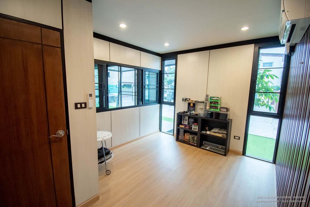 ห้องนอน บ้านน็อคดาวน์ 2 ชั้น