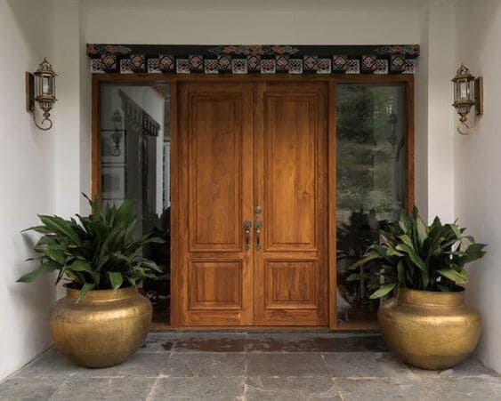 ประตูบ้านทรงไทย